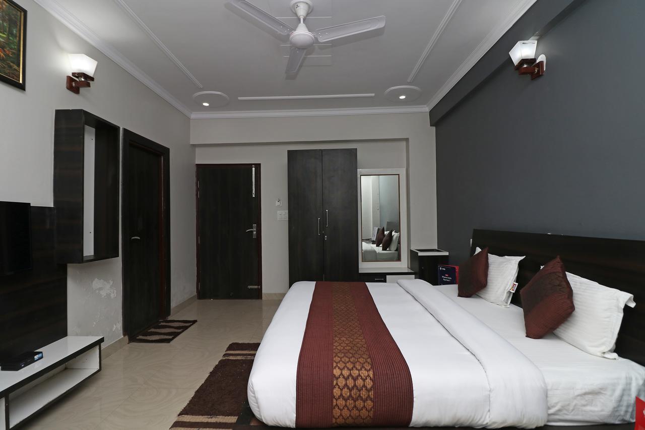 Oyo 11877 Royal Residency Hotel New Tehri Exterior photo